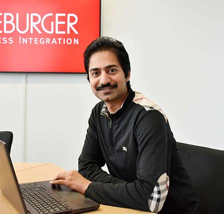 SEEBURGER colleague of the Quality Management department